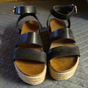 Womens Larissa Sandals